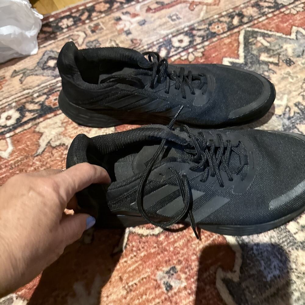 Men’s Adidas Motion Size 9 Running Shoes Good Condition - Picture 4 of 11